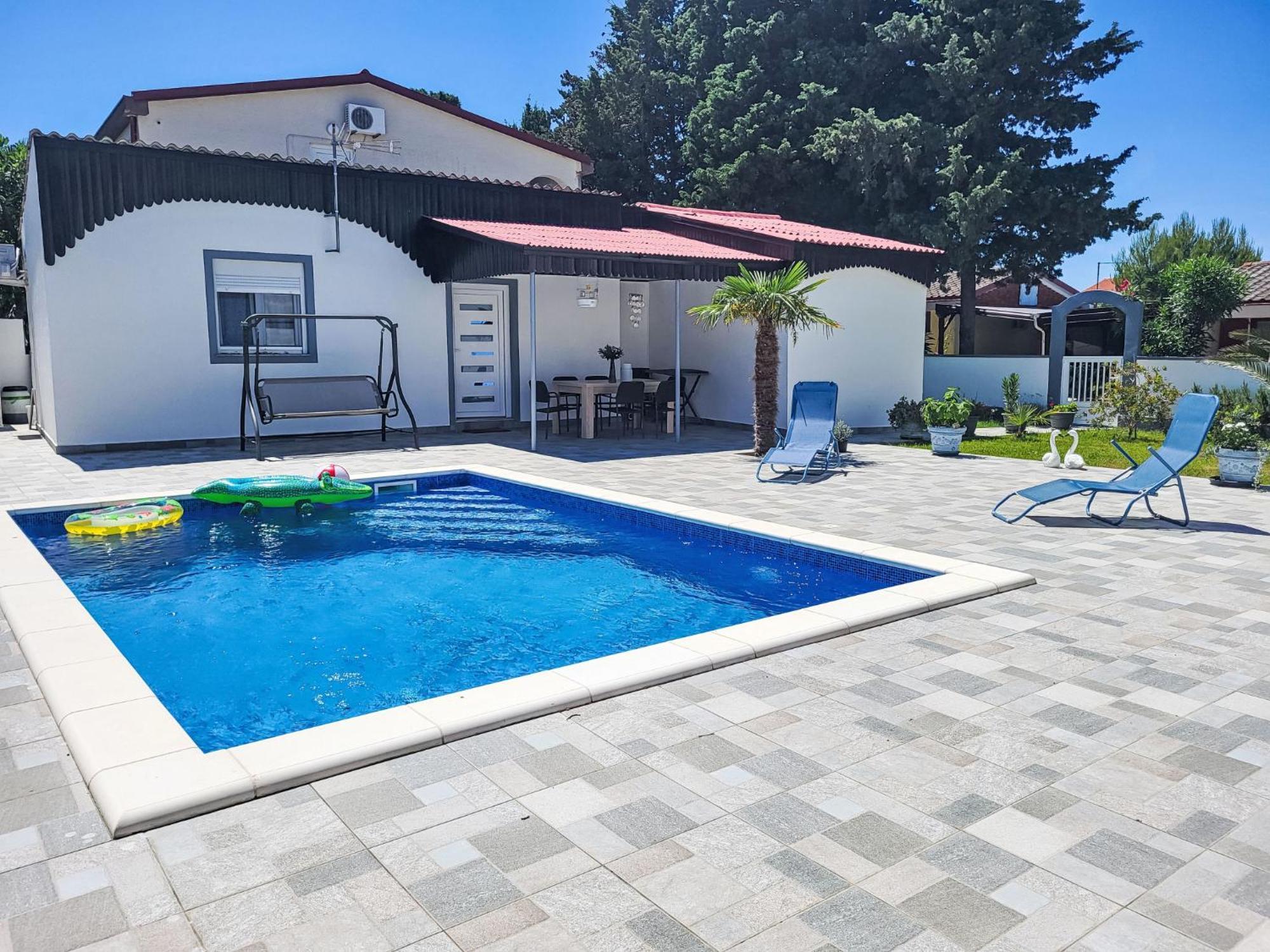 Holiday Home Matea By Interhome Нин Екстериор снимка
