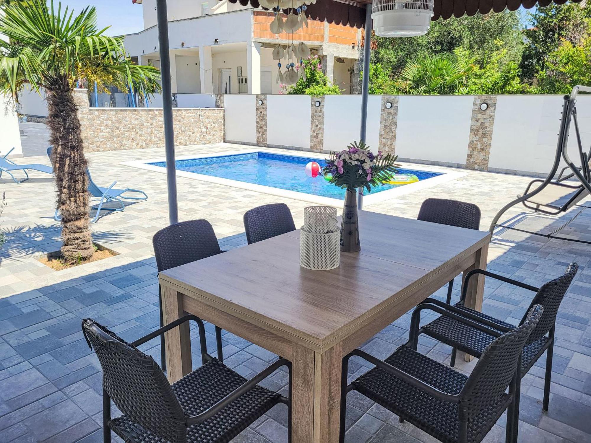 Holiday Home Matea By Interhome Нин Екстериор снимка